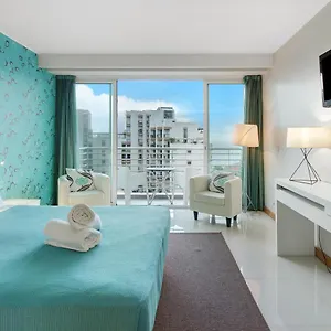https://dfm-happy-days-e-funchal.madeira-islandshotels.com